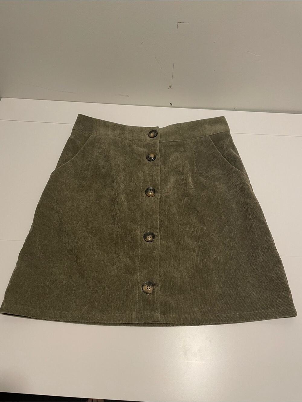 Everly Brand Size Small Olive Green Corduroy Style Mini Skirt Button Up Pockets